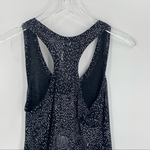 Black and white Fabletics athletic top size XS - Picture 5 of 6